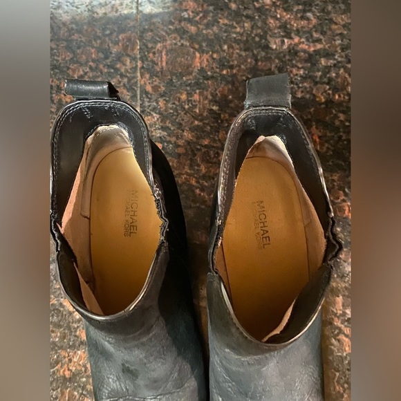 Michael kors black leather ankle boots 8.5 - Picture 6 of 10